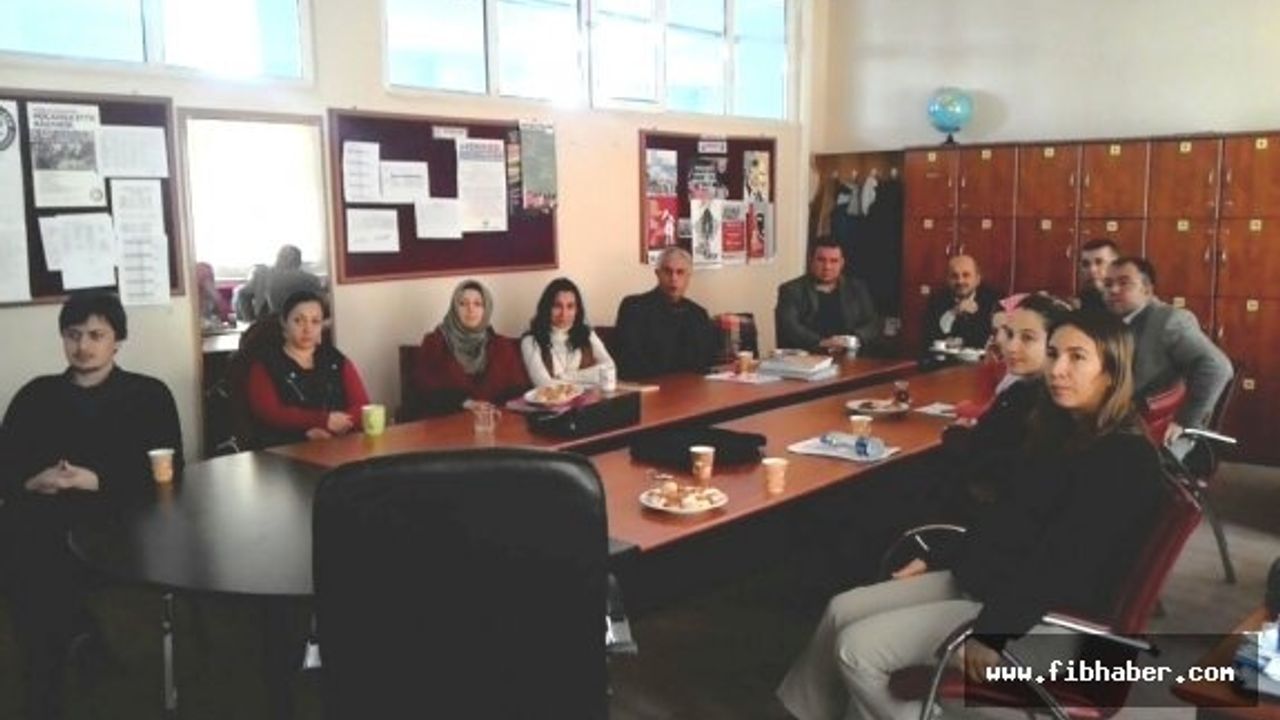 Hacıbektaş’ta idareci ve öğretmenlerin kitap ve sanat duyarlılığı