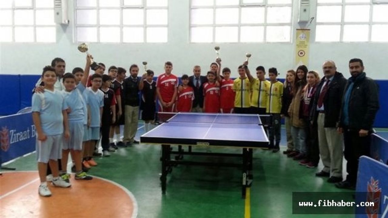 Masa tenisi Yıldız Kız Erkek İl Birinciliği Müsabakaları sona Erdi