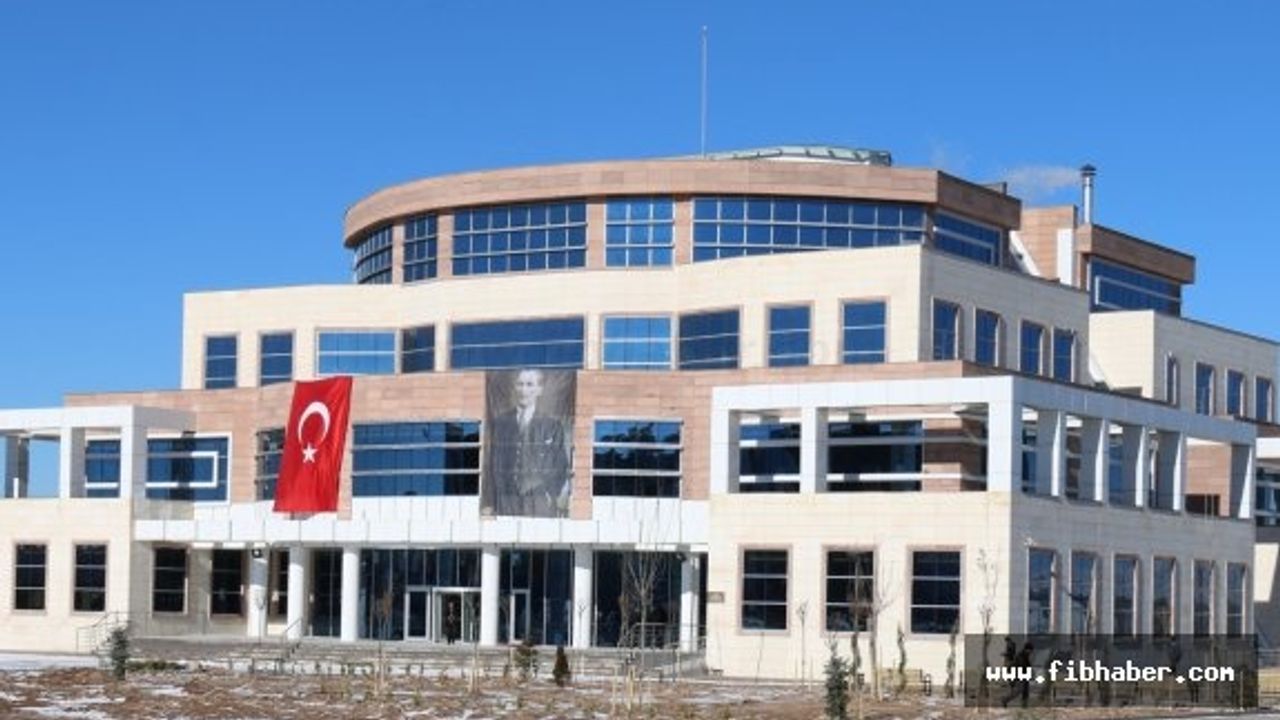 Nevşehir'de Üniversitemiz Merkez Kütüphane Binası Hizmete Açıldı