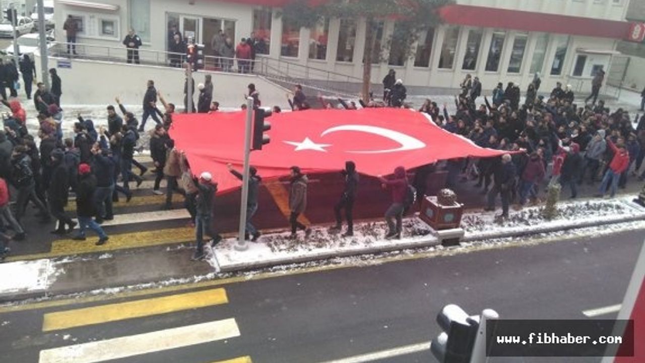Nevşehir Ülkü Ocakları Polise Destek Teröre Lanet İçin Yürüdü!