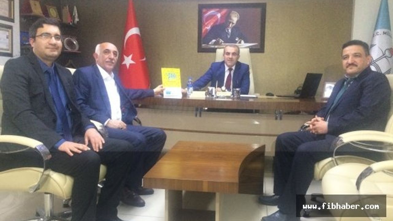 Vali’ye ve İl Milli Eğitim Müdürüne ‘Ufka Yolculuk’ ziyareti 