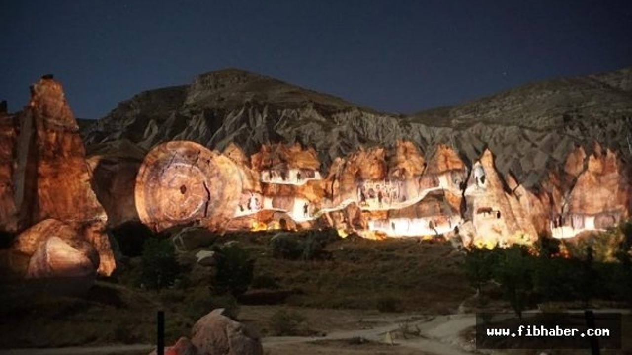 Kapadokya’da mapping gösterisi büyük ilgi görüyor
