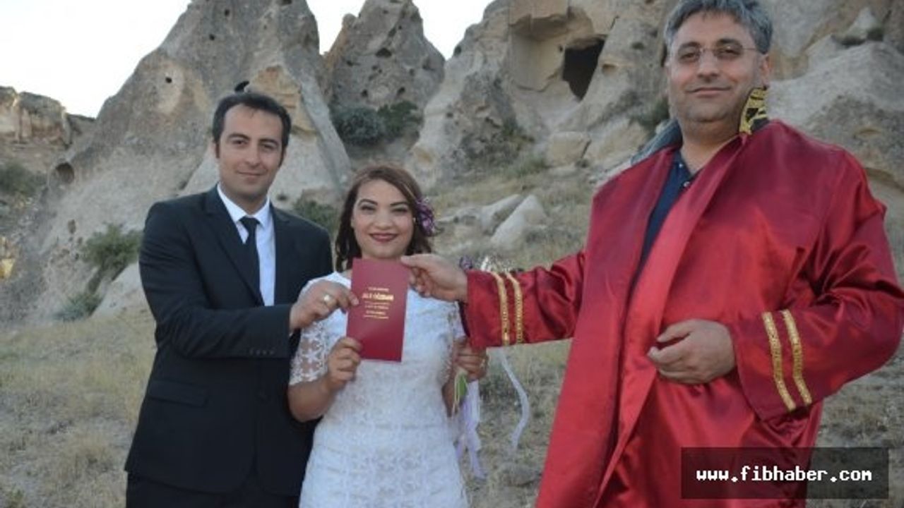 Kapadokya'da "Arzu ile Kamber'in Şahitliğinde" Nikah Töreni