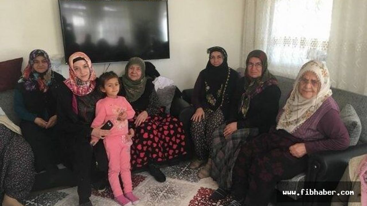 AK Parti Nevşehir Kadın Kollarından Ev Ziyaretleri