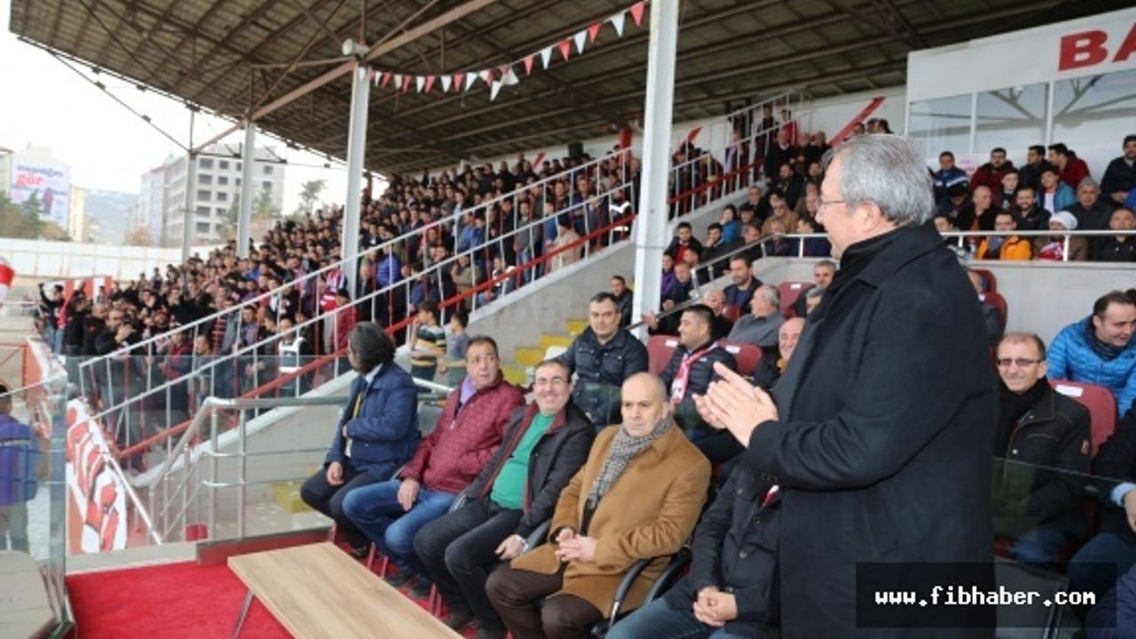 Belediye Başkanı Ünver, Nevşehirspor –Ceyhan Karşılaşmasını İzledi