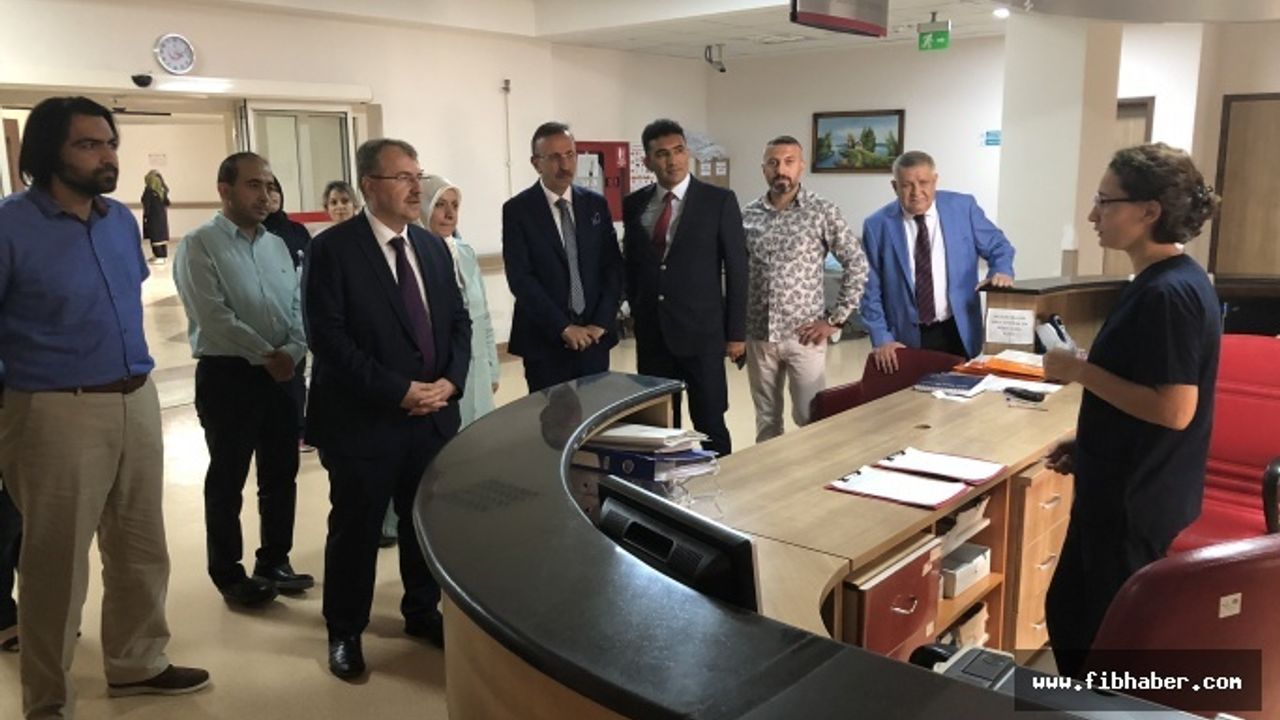 Sağlık Bakan Yardımcısı Eldemir, Başkanı Seçen İle Hastaneyi Gezdi