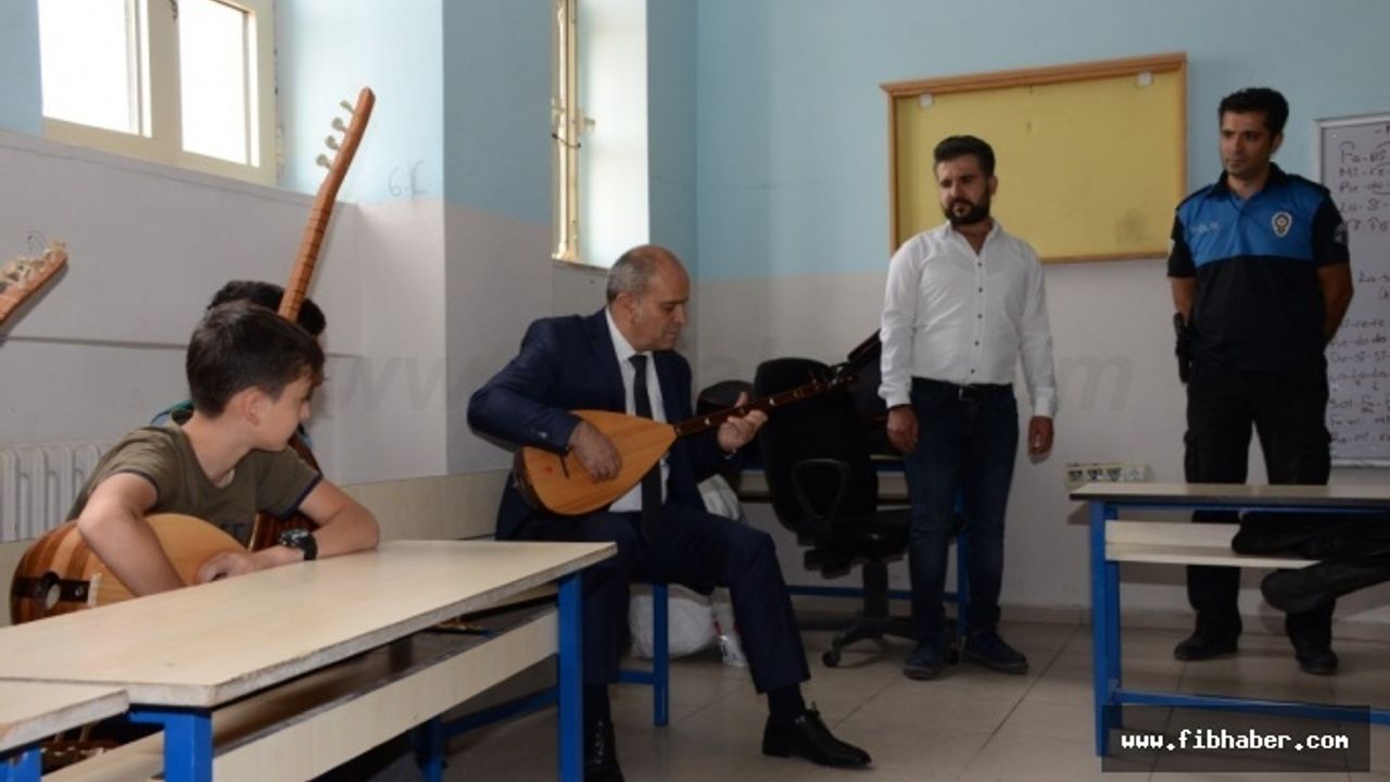Gelecek Senin Ellerinde Projesi Müzik/Enstrüman Kursu