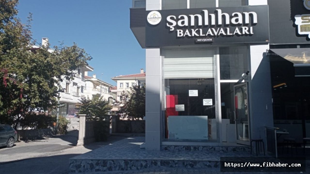 Nevşehir'de Baklava Şanlıhan Baklavalarından Yenir