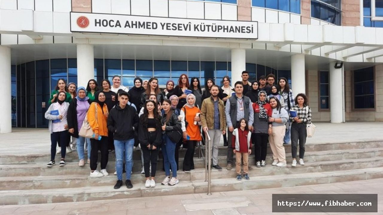 NEVÜ Sosyoloji Bölümü Öğrencilerine Kütüphane Oryantasyon Eğitimi Verildi