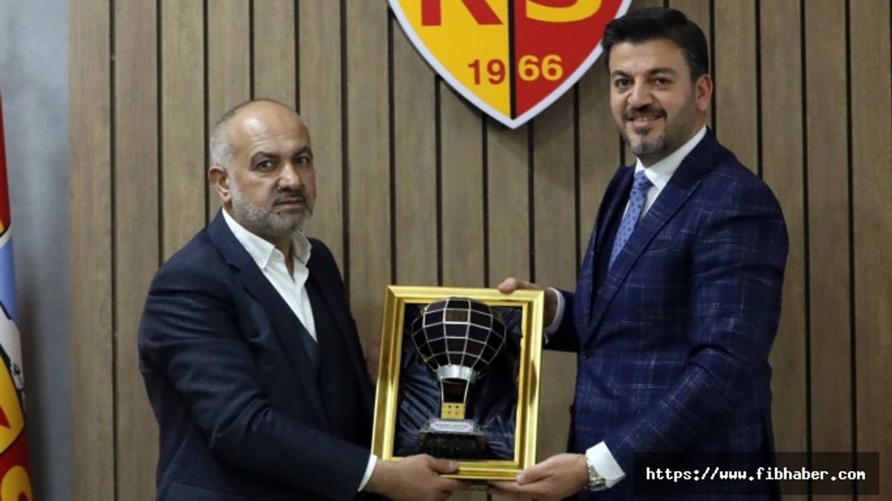 Başkan Aktürk, Kayserispor Başkanı Ali Çamlı'yı ziyaret Etti