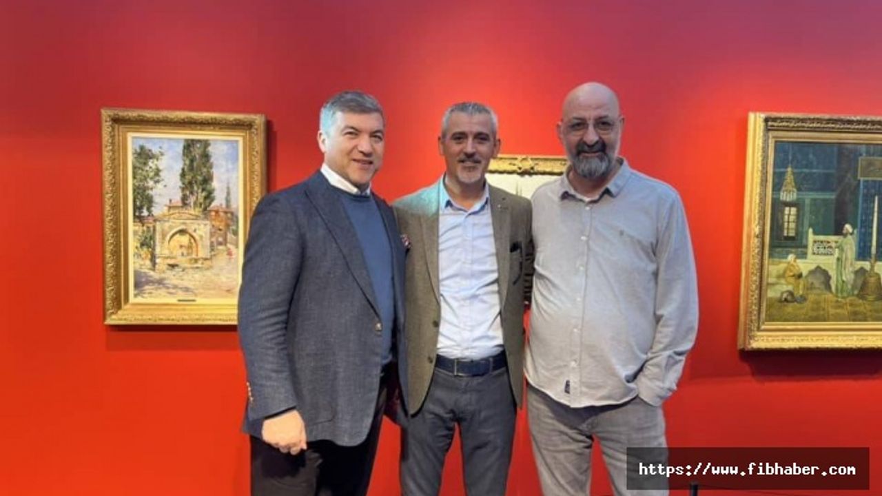 Başkan Altıok, Folkart Sanat Galerisindeki Sergiyi Gezdi