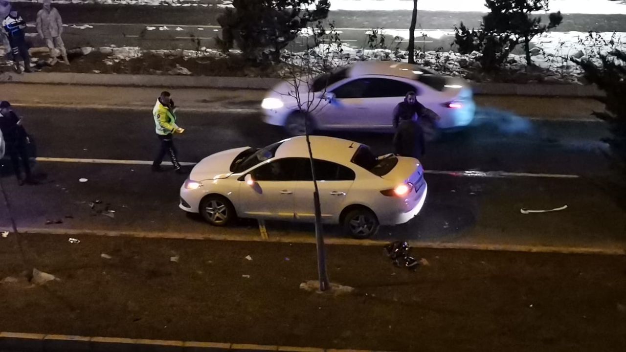 Nevşehir'de otomobil ile tır çarpıştı