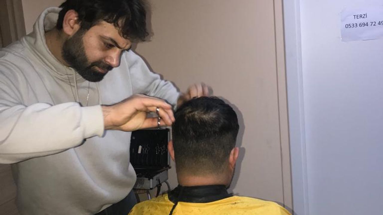 Nevşehir'de Kuaför ve berberlerden depremzedelere ücretsiz tıraş