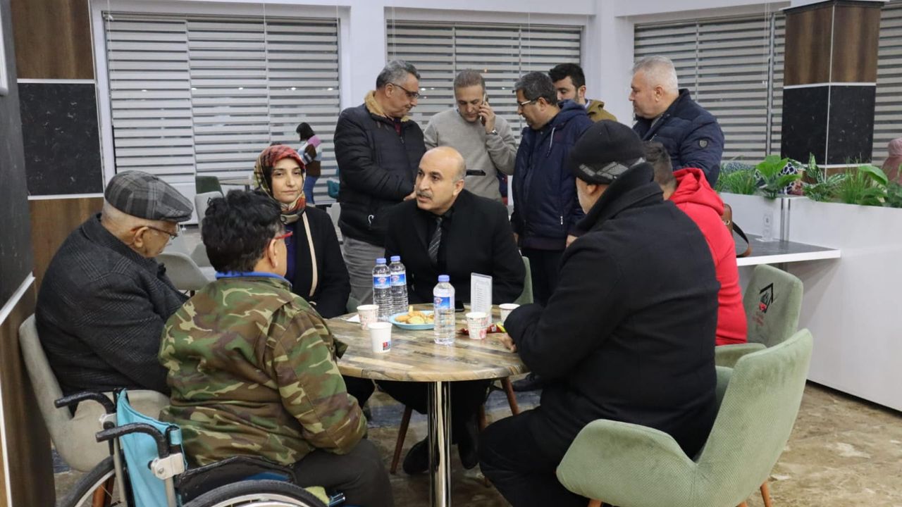 İl Milli Eğitim Müdüründen Nevşehir'e Gelen Depremzede Vatandaşlara Ziyaret