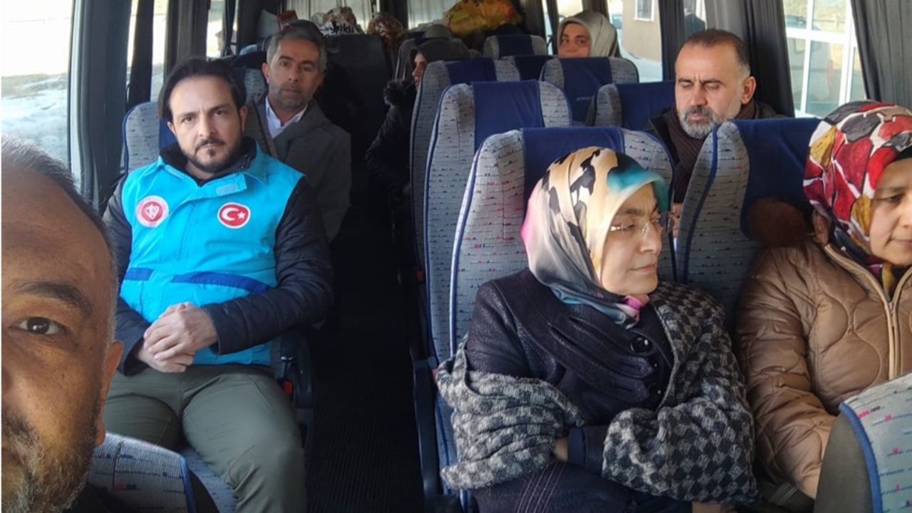 Nevşehir Din görevlileri 'manevi destek' için deprem bölgesine gitti