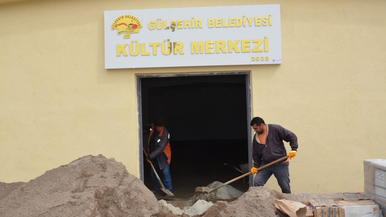 Gülşehir Belediyesi Kültür Merkezi'nde çalışmalar sürüyor