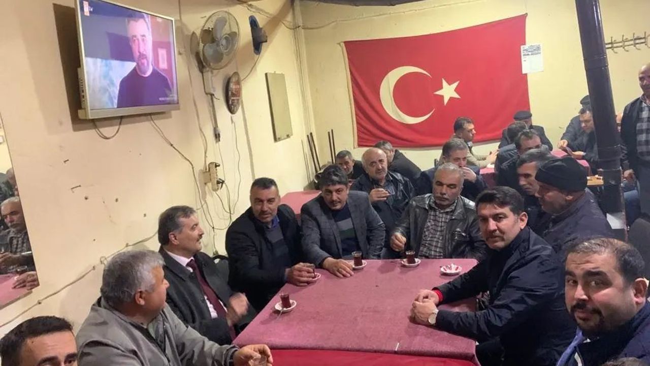 Nevşehir'de sahaya inen MHP, Kavak ve Çat beldelerini ziyaret etti