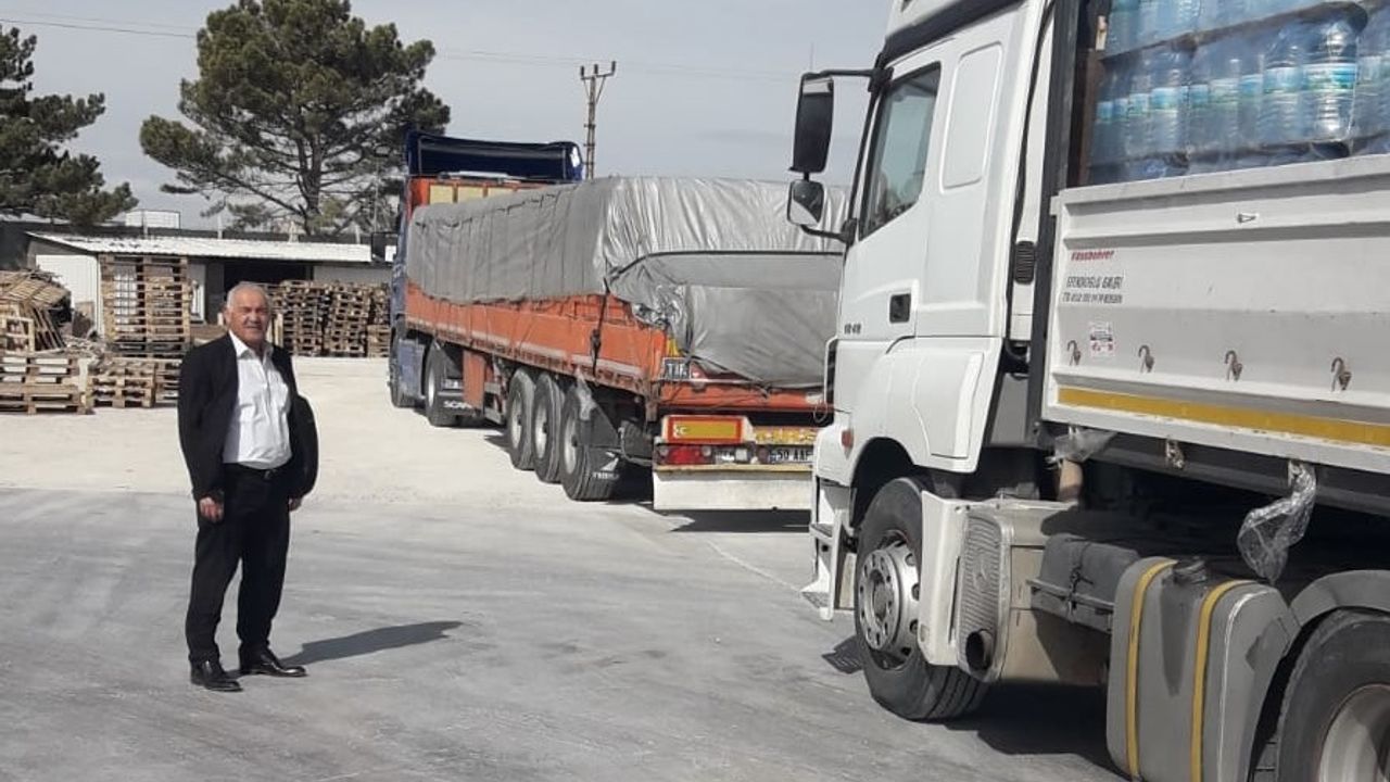 Pınarbaşı; 'Nevşehir'den deprem bölgesine 2 yardım tırı daha gönderildi'