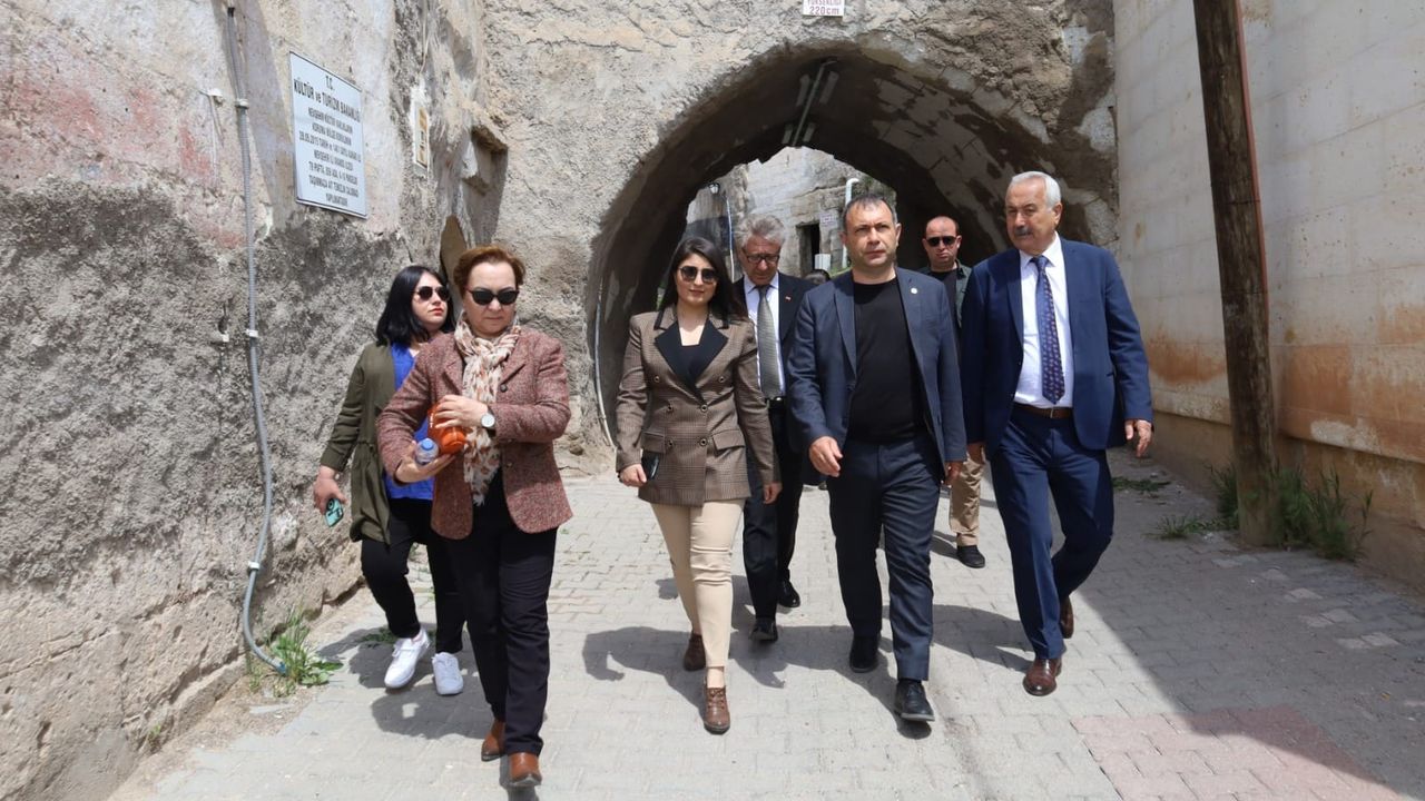 CHP Nevşehir Milletvekili adayları seçim çalışmalarına Avanos’ta devam etti