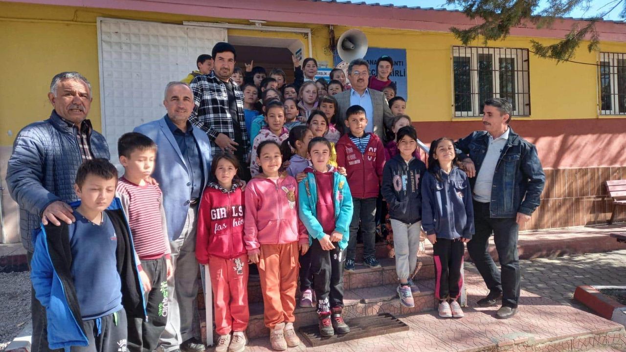 Nevşehir'den Kardeş Okullara İhtiyaç Malzemesi Gönderildi