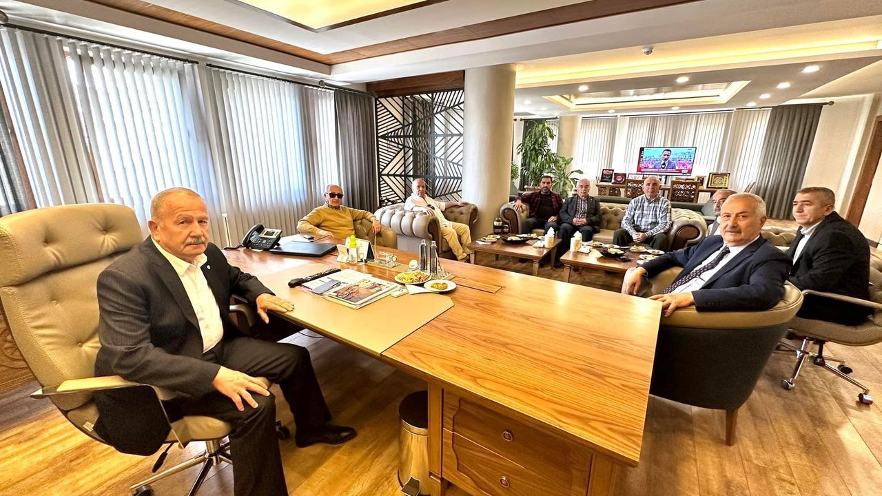 Milletvekili Sarıaslan Nevşehir Ticaret Borsasını Ziyaret Etti