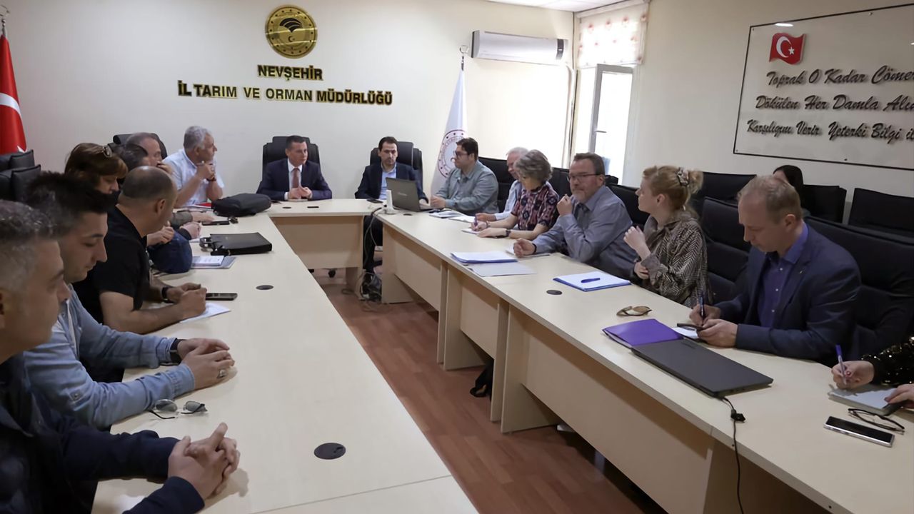 Nevşehir'de Atıl Tarım Arazileri Değerlendirme Toplantısı Düzenlendi