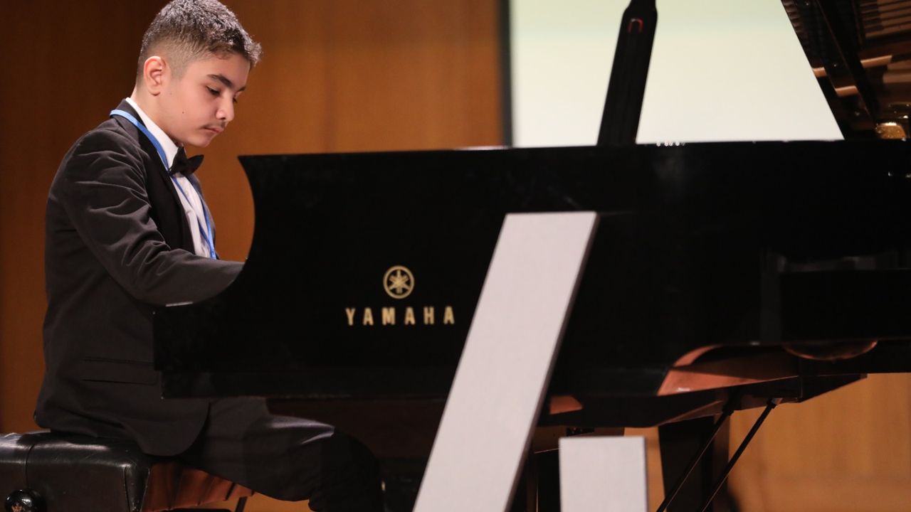 Nevşehirli Poyraz Efe Doğan Piyano Yarışması'nda Dünya Birincisi Oldu