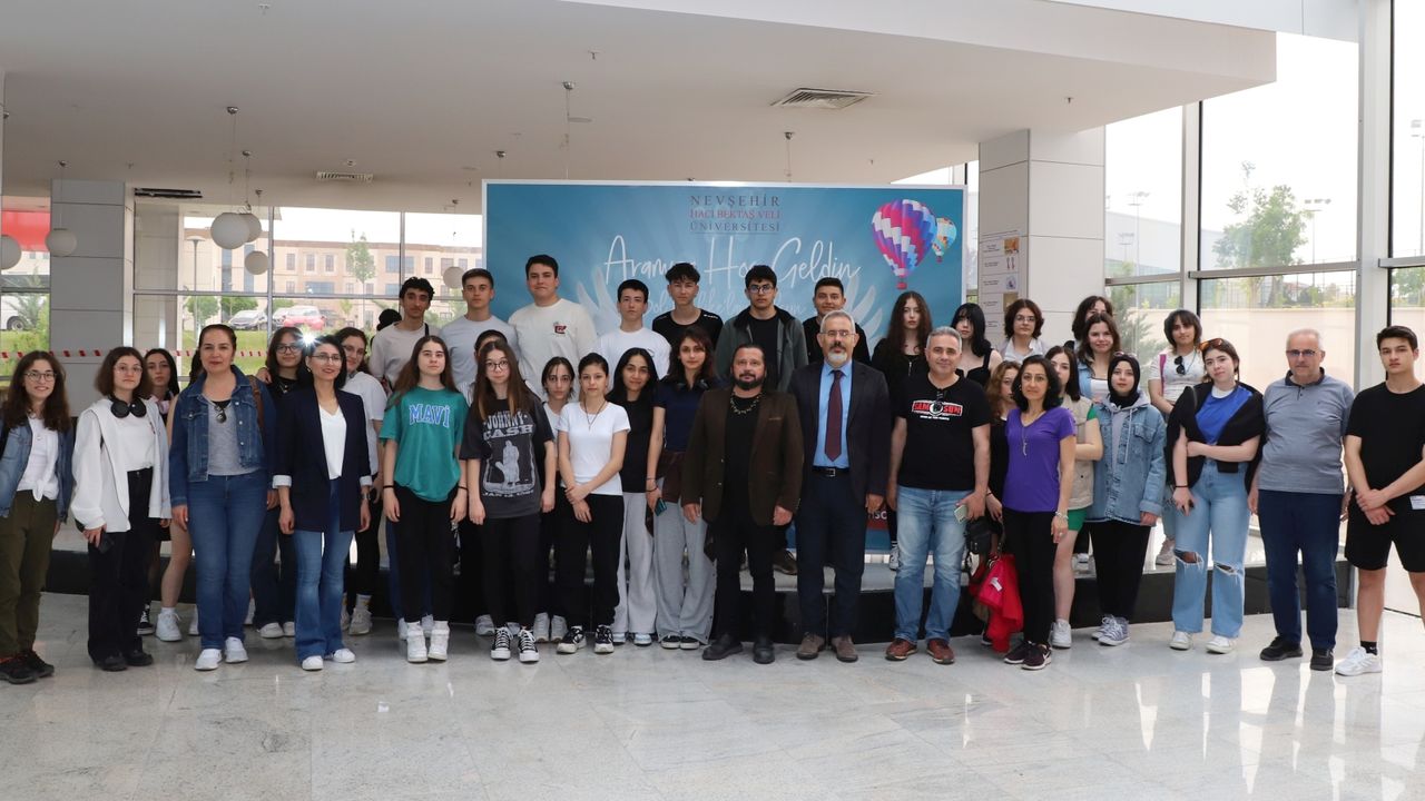 İzmit Atılım Anadolu Lisesi Öğrencileri NEVÜ’de