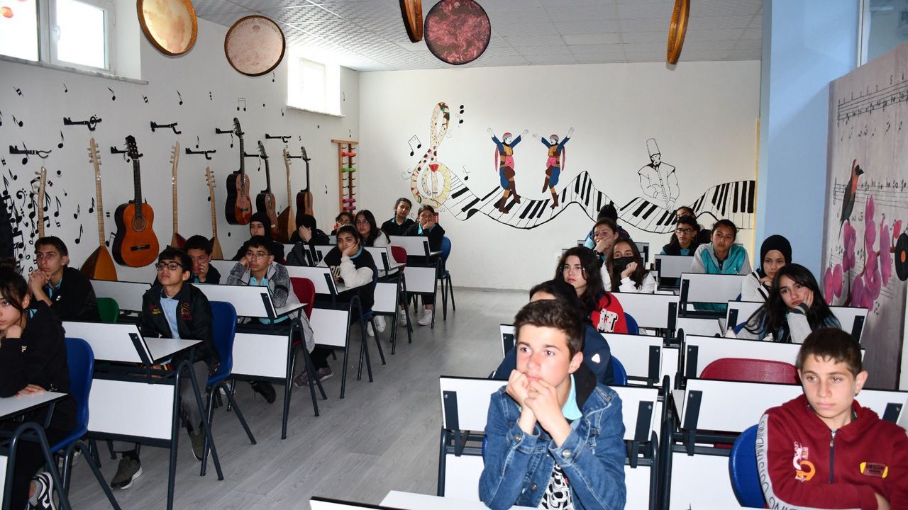 Nevşehir'de öğrencilerin becerilerini geliştirmek için 85 atölye kuruldu