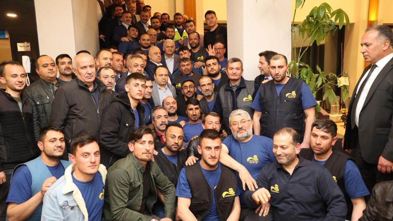 Binali Yıldırım, Nevşehir OSB'de işçilerle bir araya geldi