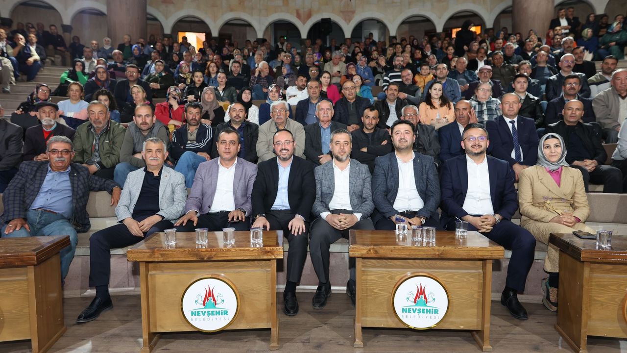 Nevşehir'de AK Parti sandık görevli̇leri̇ eği̇ti̇m toplantısı yapıldı