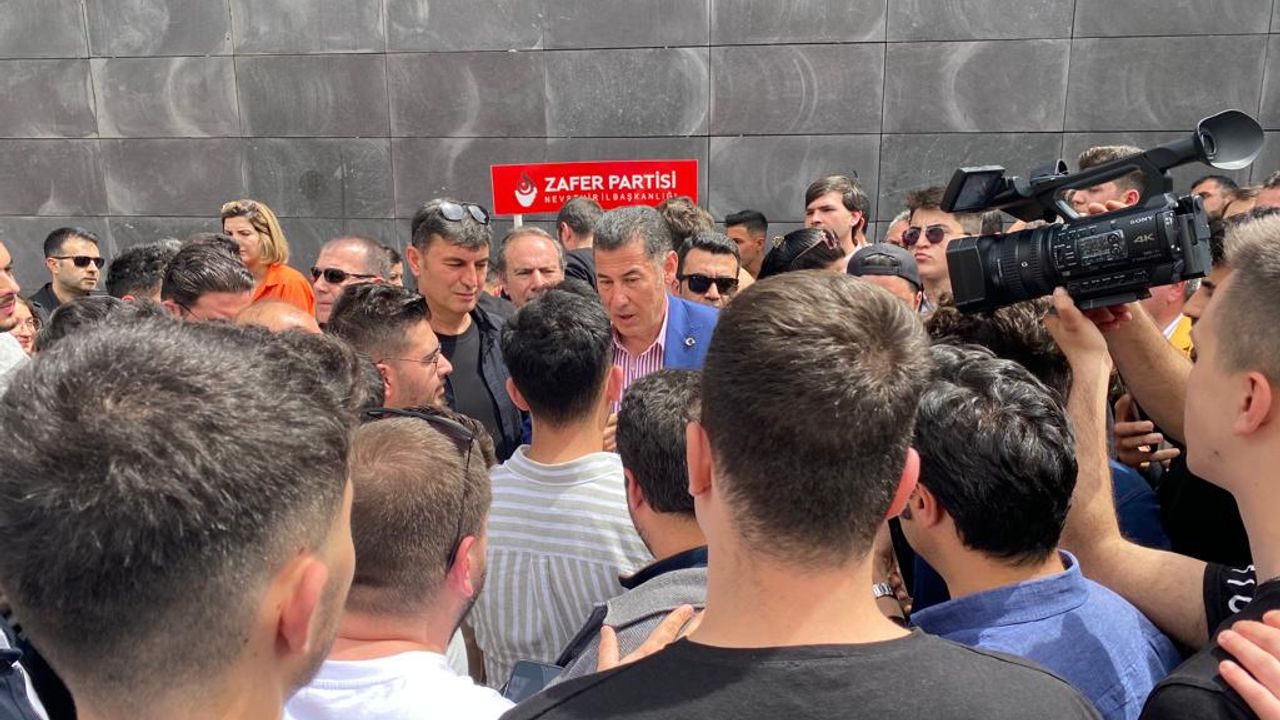 Cumhurbaşkanı adayı Sinan Oğan, Nevşehir'de vatandaşlarla buluştu