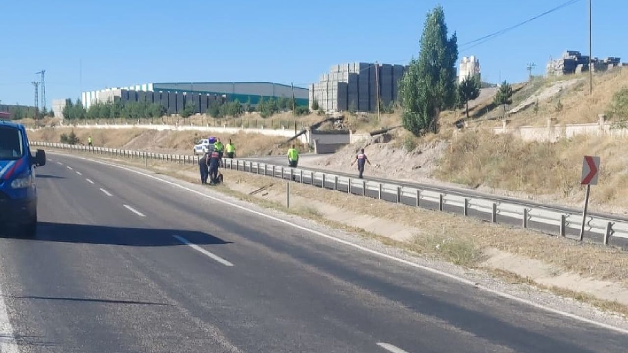 Nevşehir'de motosiklet bariyerlere çarptı! 1 Yaralı