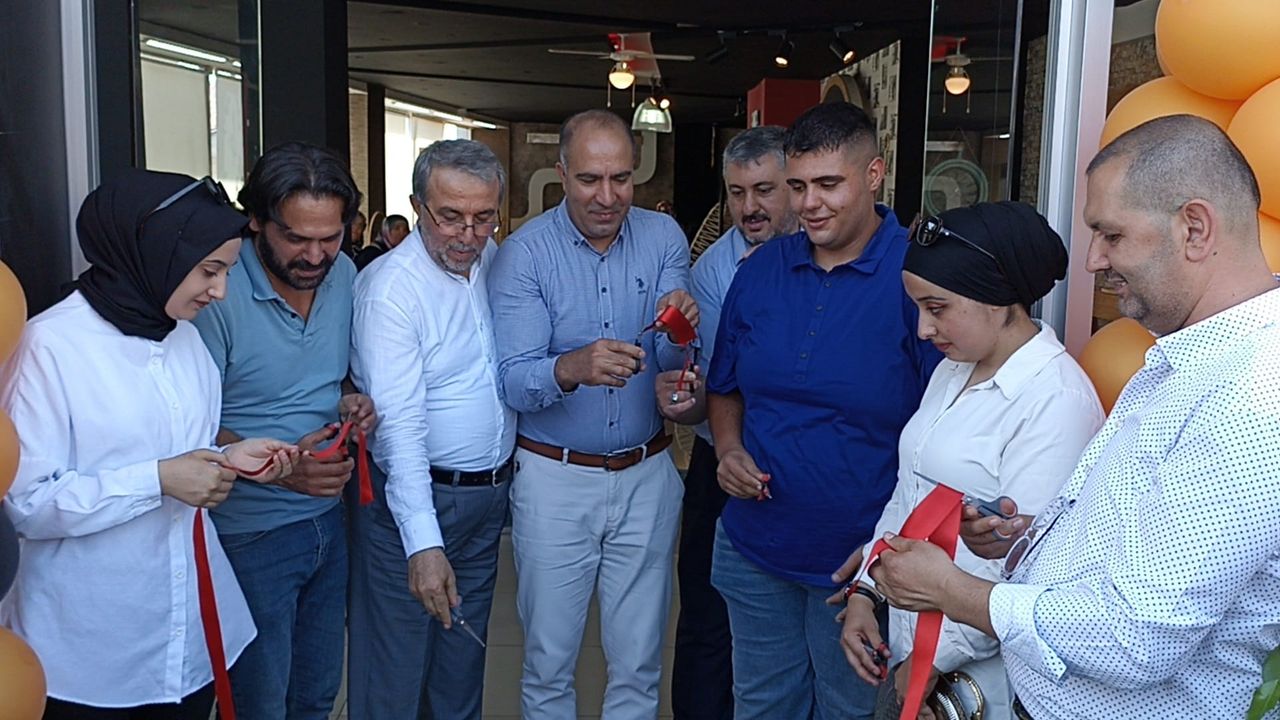 Nevşehir'de HKN Mobilya Mağazası Dualarla Açıldı