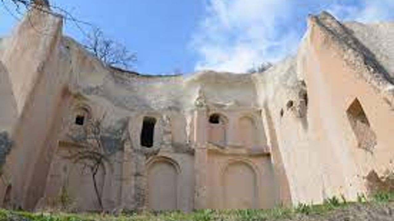 Ortahisar'ın tarihi zenginliği ; Fırkatan Kilisesi