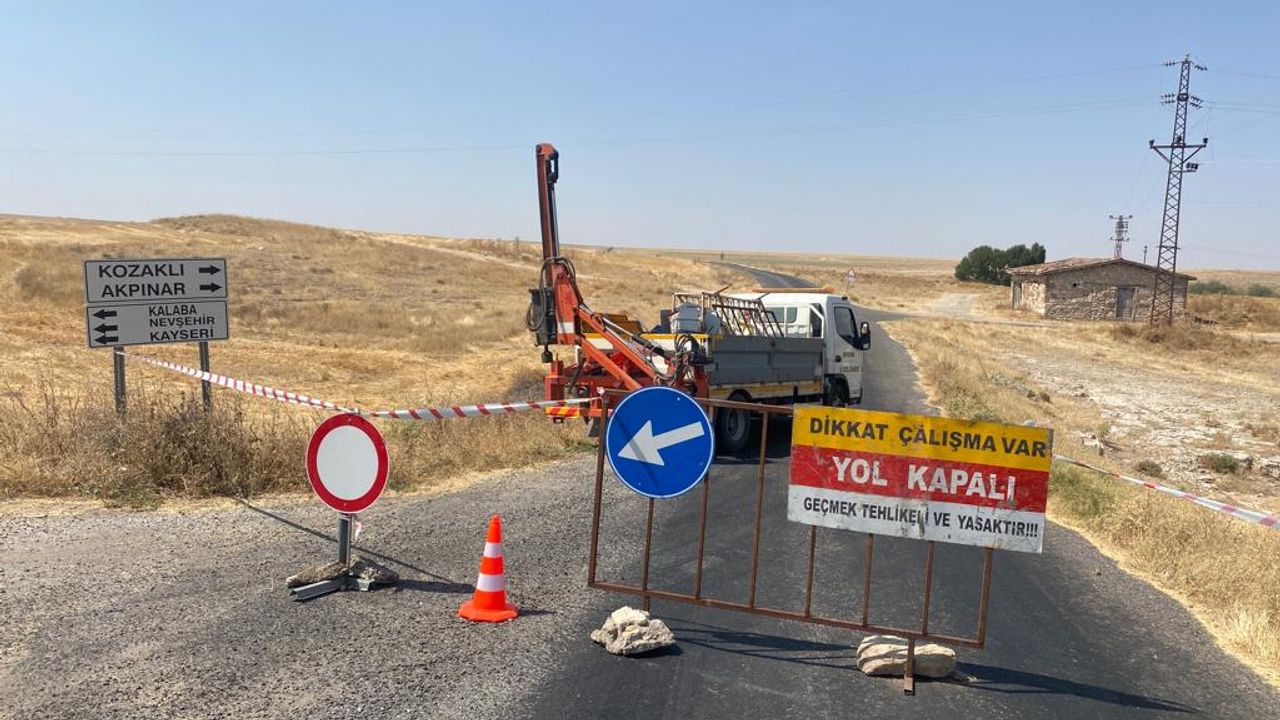 Nevşehir'de köy yolları onarılıyor, içme suyu sorunları çözülüyor