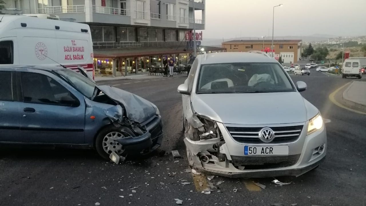 Nevşehir'de yürekleri ağızlara getiren kaza: 1 yaralı