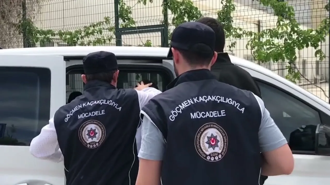 Nevşehir'de 9 yabancı uyruklu sınır dışı edildi