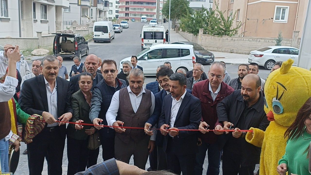 CarrefourSA, Nevşehir'de ilk mağazasını açtı