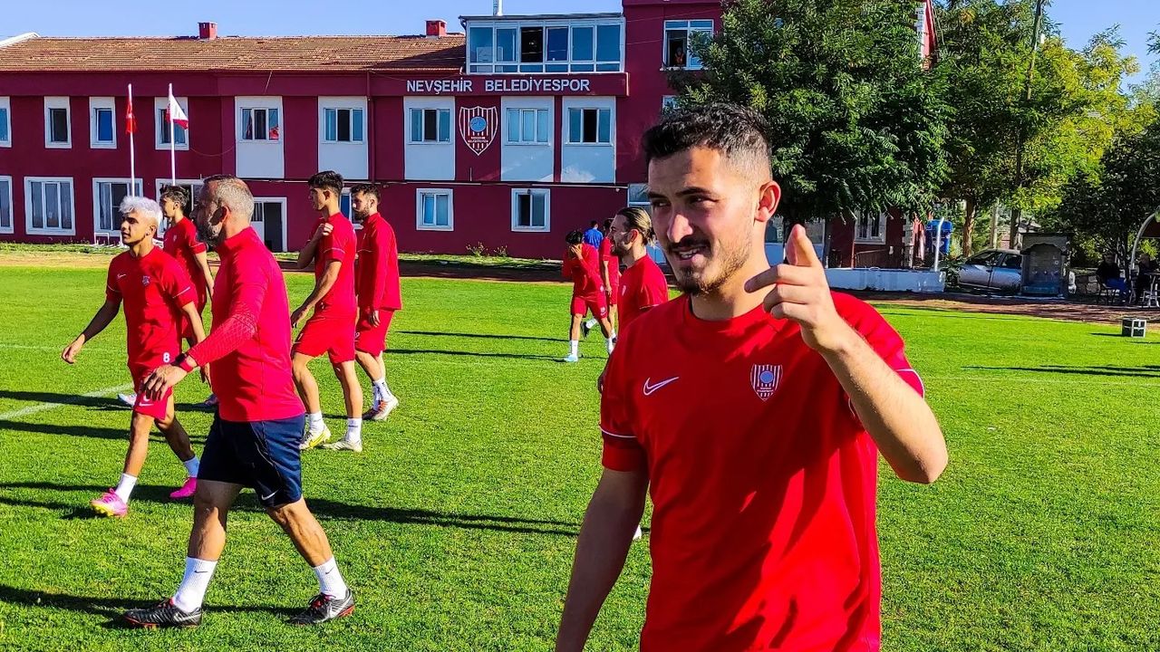 23 Elazığ FK - Nevşehir Belediyespor maçına doğru