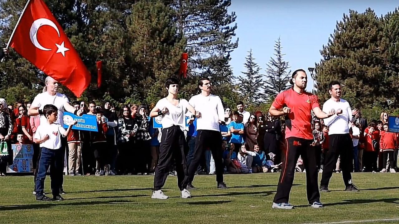100. Yılda Derinkuyu'da Muhteşem Wushu Gösterisi
