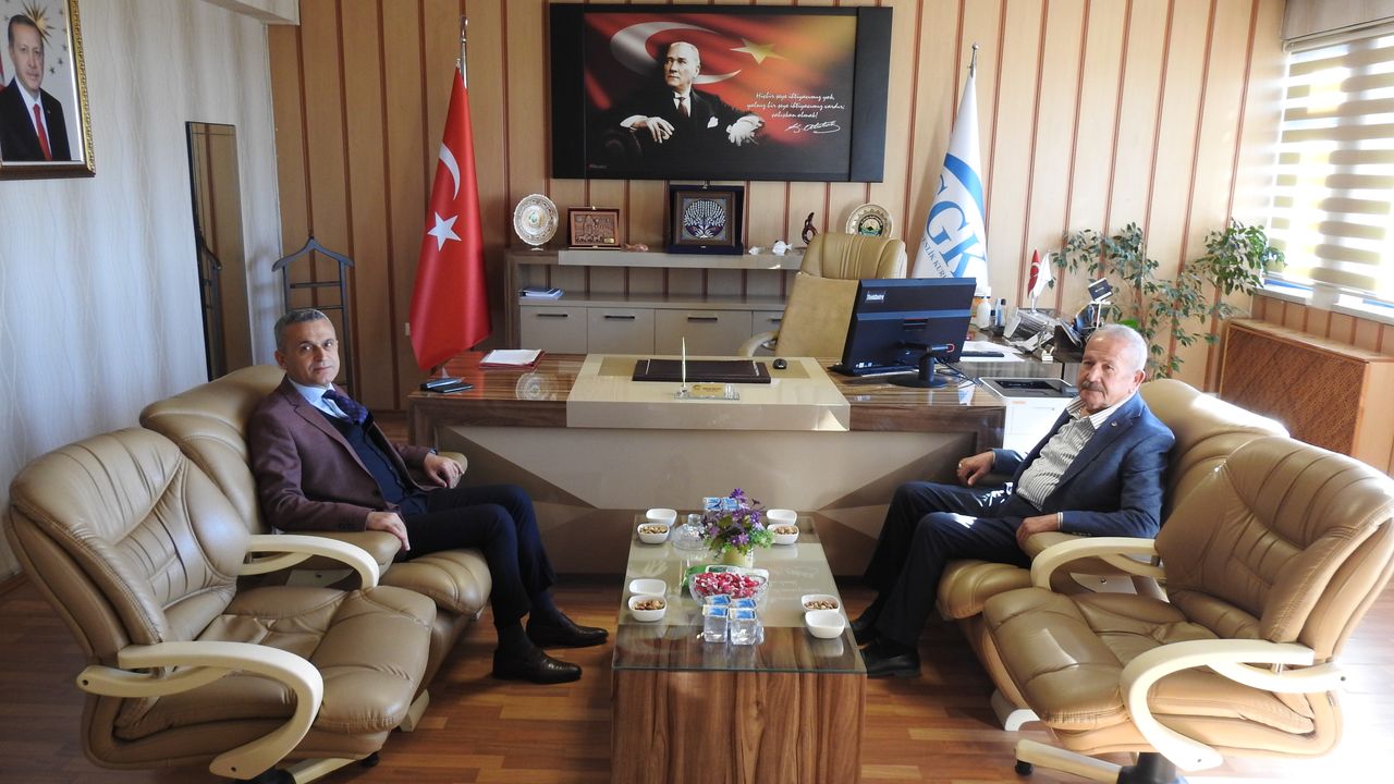 Başkan Salaş'tan, SGK İl Müdürlüğüne Ziyaret
