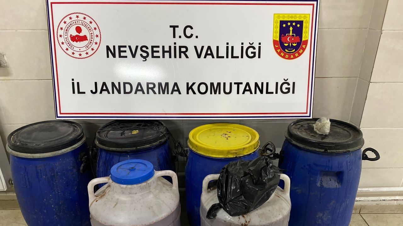 Nevşehir'de 400 litre kaçak içki ele geçirildi