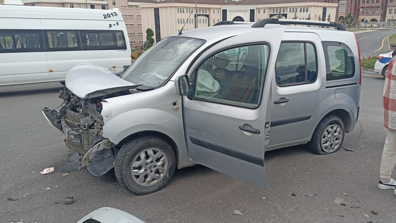 Nevşehir'de İki farklı kazada 2 kişi yaralandı