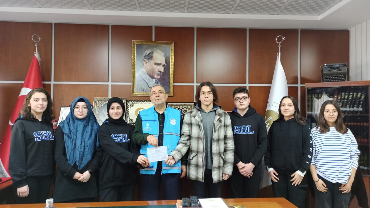 Nevşehir'de Öğrencilerden Filistin İçin Bağış