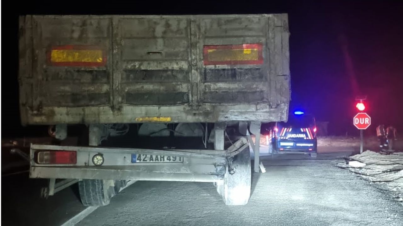 Nevşehir'de bir Tır ve iki otomobil çarpıştı