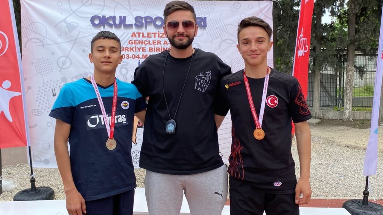 Nevşehirli atletler milli takım kampı için İzmir'e gitti