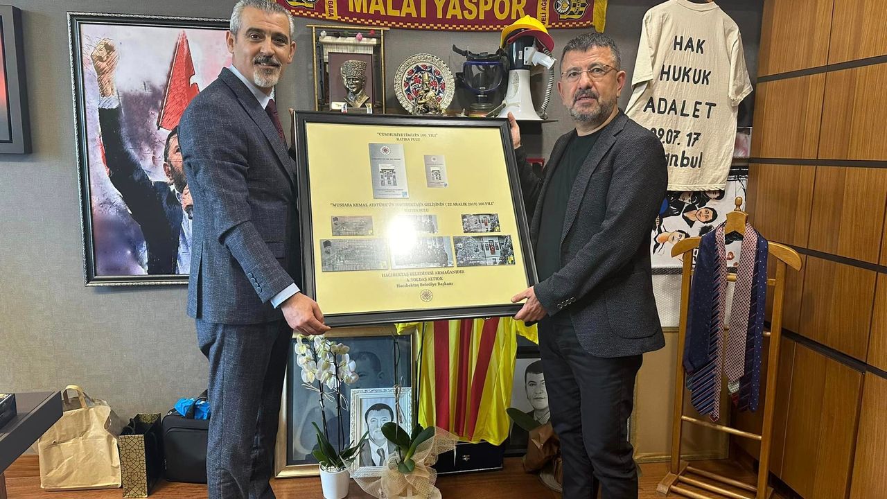 CHP Milletvekili Hacıbektaş'ta hayır çarşısı yaptırdı