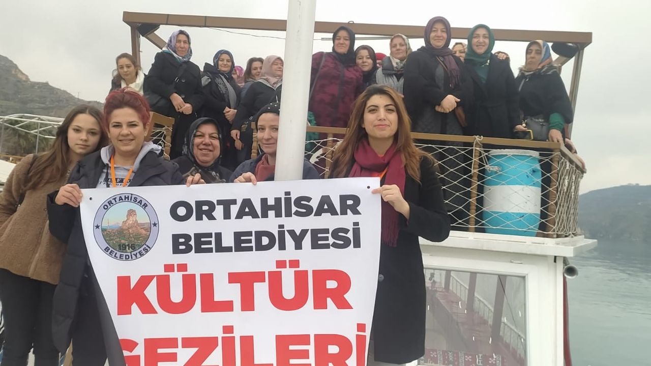 Ortahisarlı kadınlar Gaziantep ve Şanlıurfa'yı gezdi