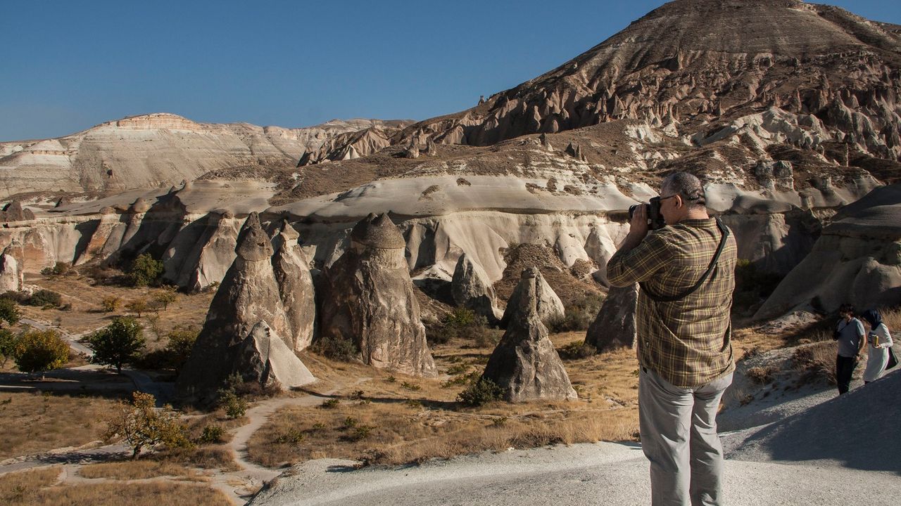 Rehber Mustafa Uysun'un Kapadokya Kaya Kiliseleri Kitabı Yayında